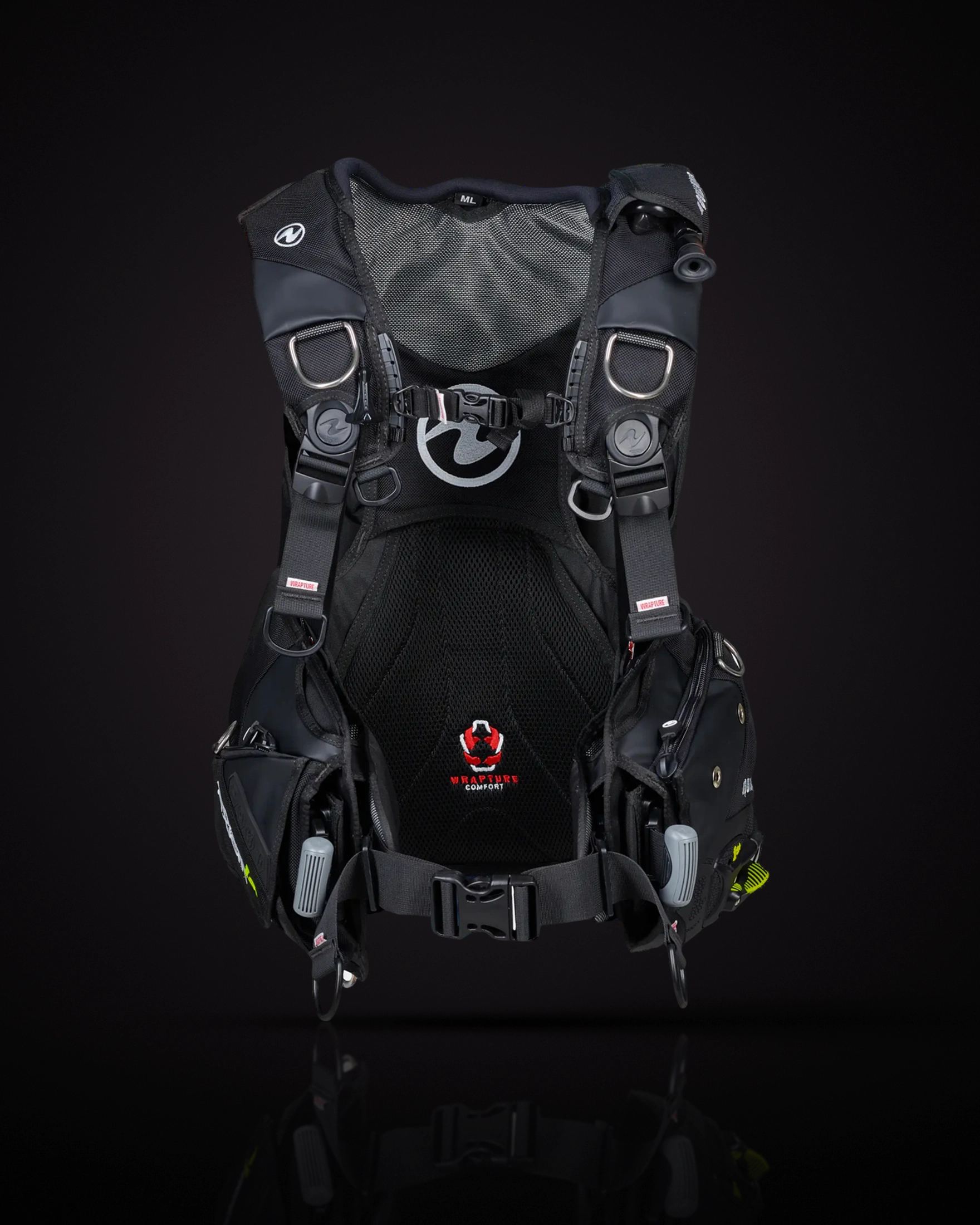 Aqualung Axiom i3+ Men's in Black/Grey, front view with the Wrapture inner harness