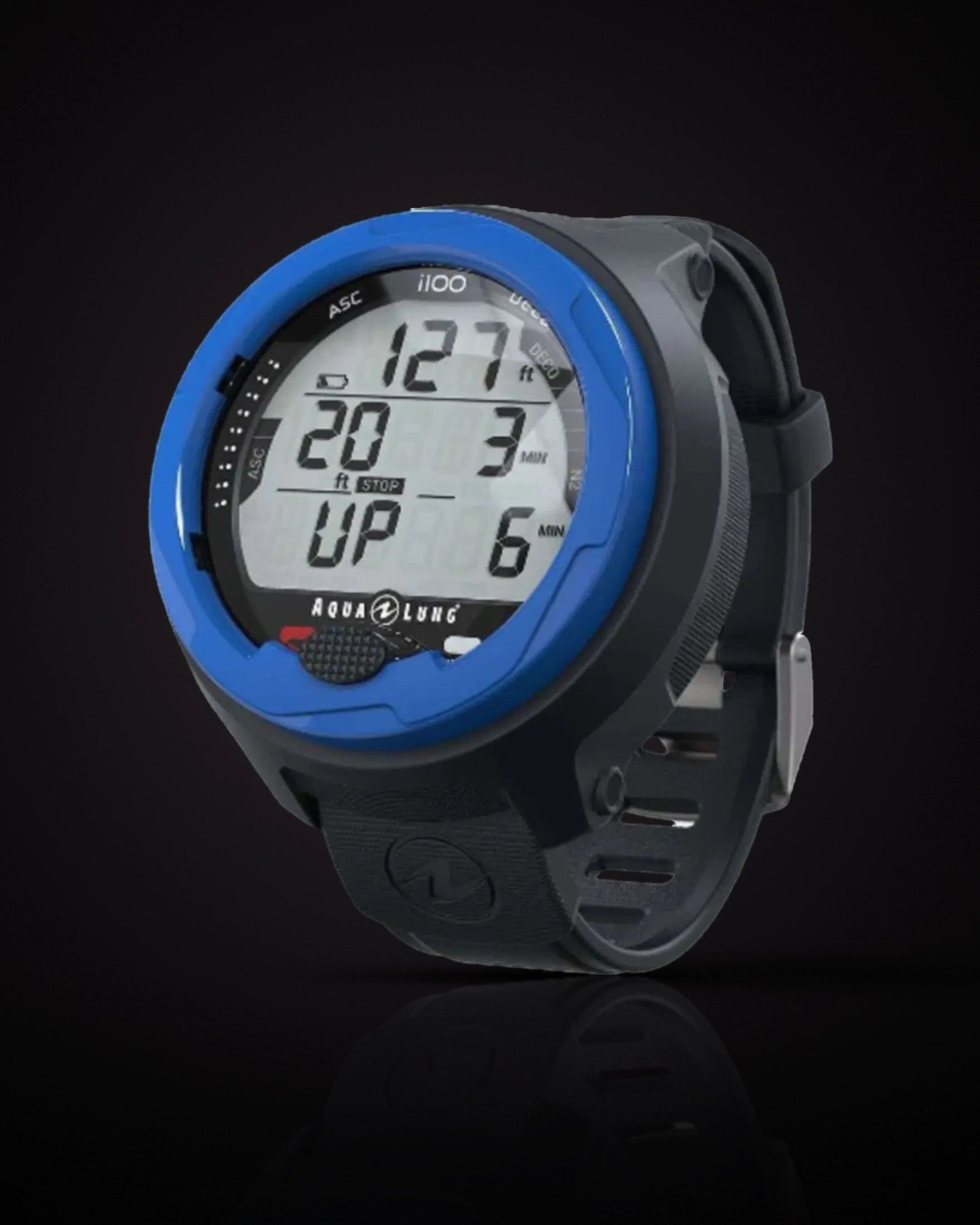 Aqualung i100 in Black/Blue, angled to show the screen, blue bezel and single button below it