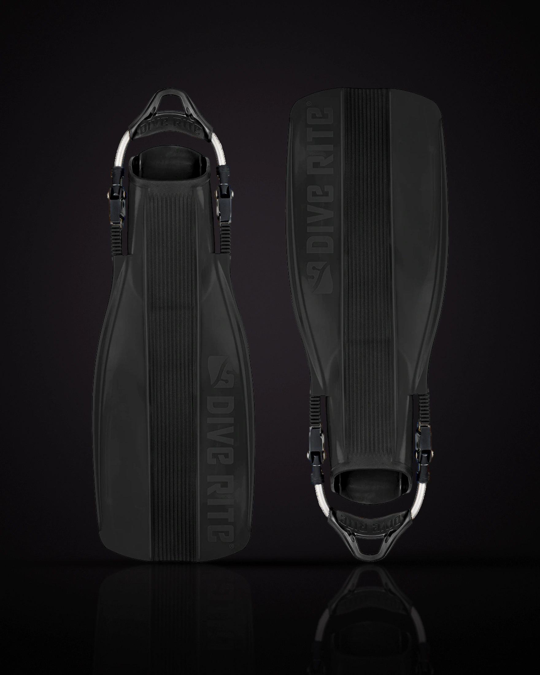 DIVE RITE XT Fins in Black, top and underside